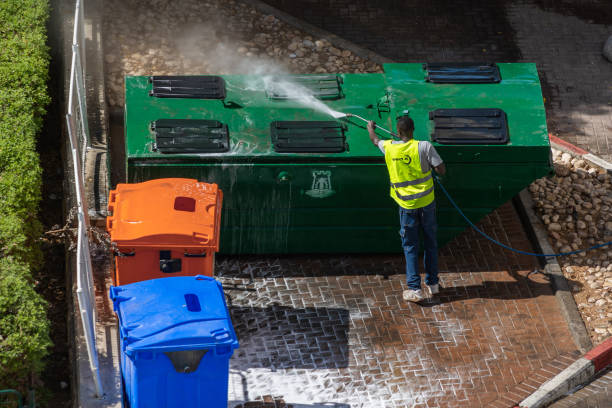 Best Deck Cleaning Services  in Lexington, WA